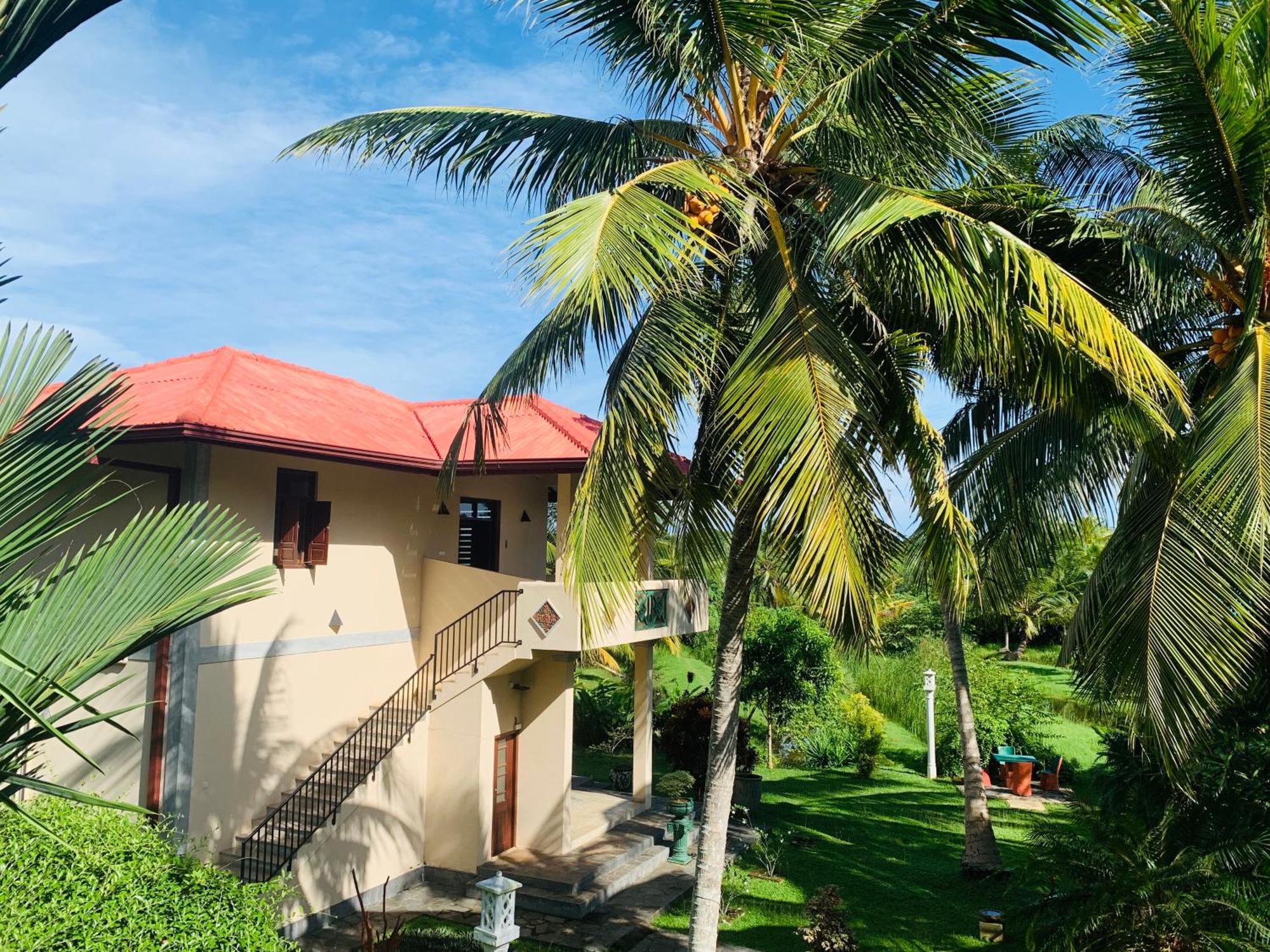 Shangri-Lanka Villa Bentota Exterior photo