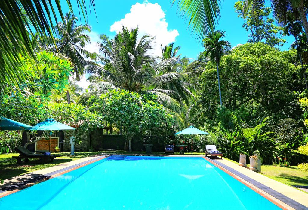 Shangri-Lanka Villa Bentota Exterior photo